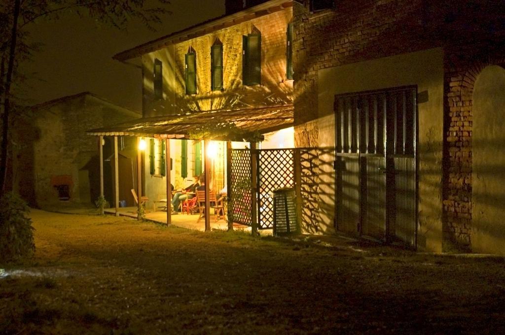 Casa Dell' Abbondanza B&B Agriturismo Vigoleno Kültér fotó