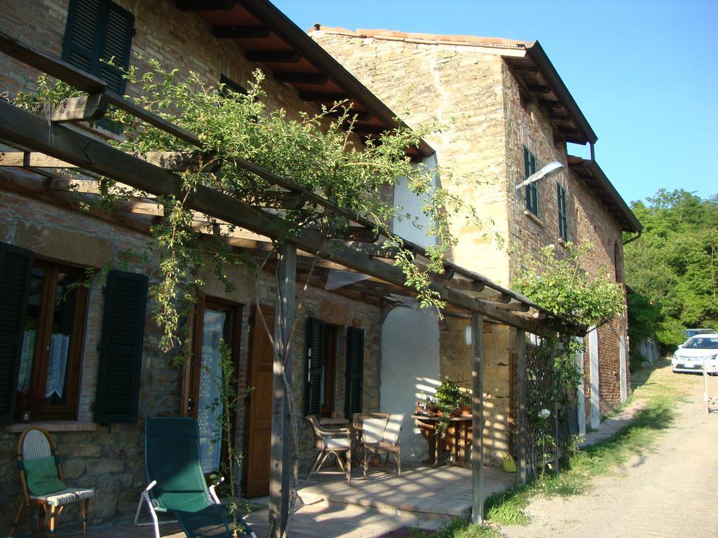 Casa Dell' Abbondanza B&B Agriturismo Vigoleno Kültér fotó